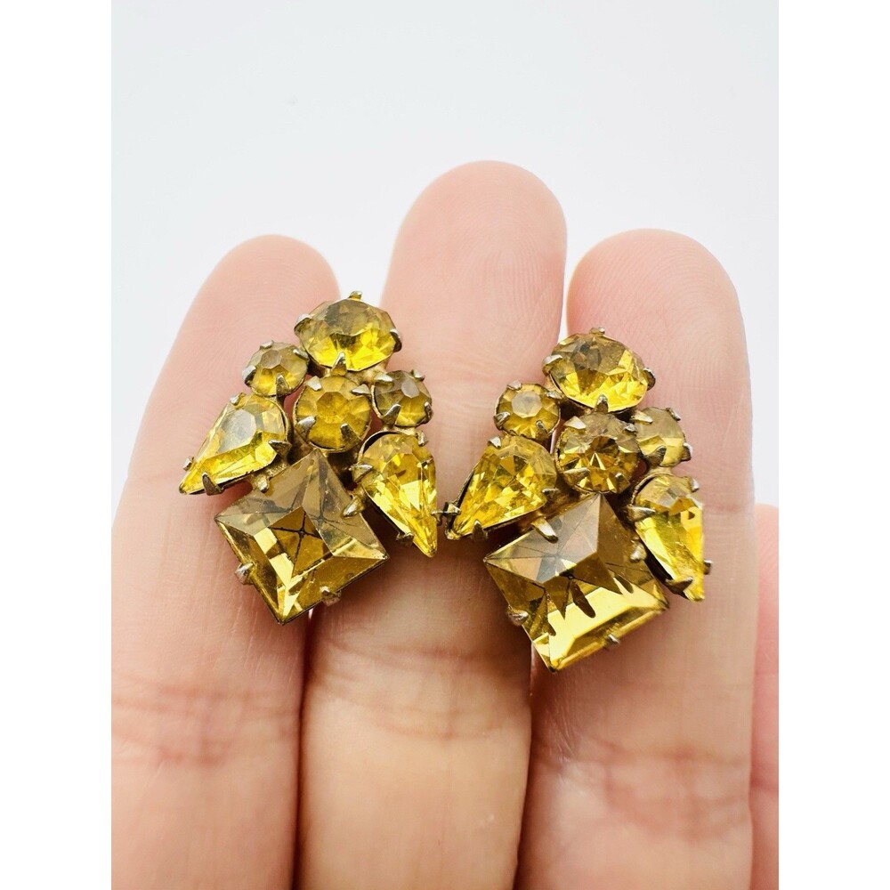 Vintage Citrine Yellow Rhinestone Screw Back Earrings